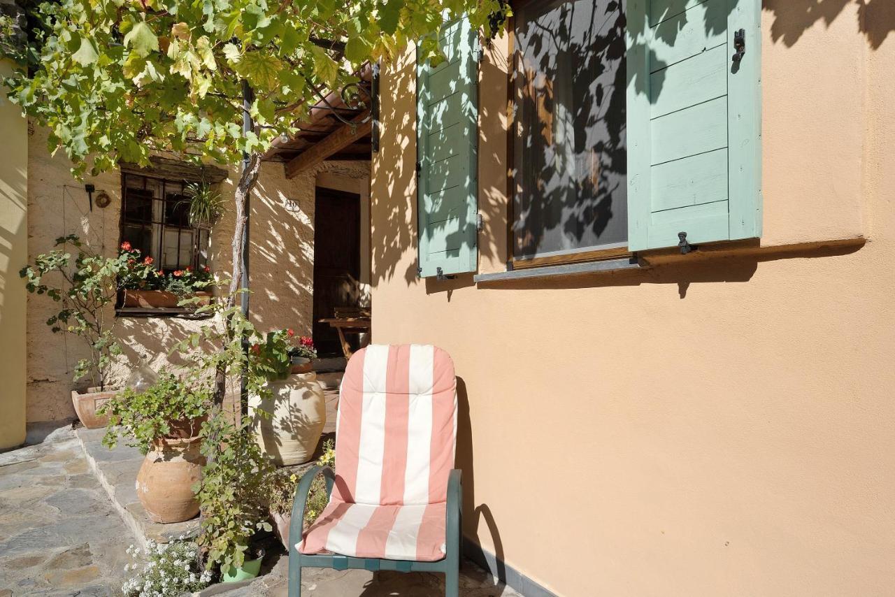 Casa Vittorina Villa Cesio Exterior photo
